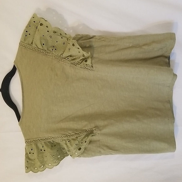 Lauren Conrad ruffle sleeve Blouse size medium - Picture 3 of 3
